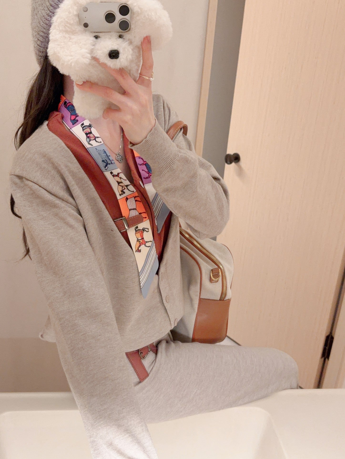 Hermes Causal Knitted Suit (With Scarf)